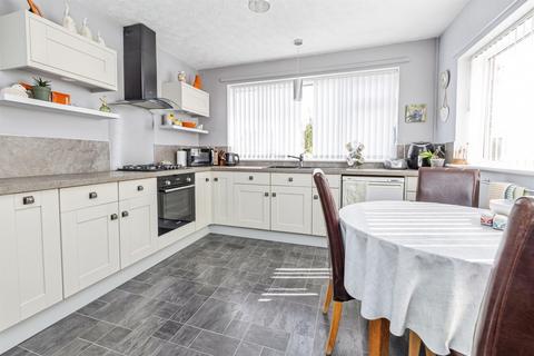 undefined, Overton Close, Navenby, LINCOLN