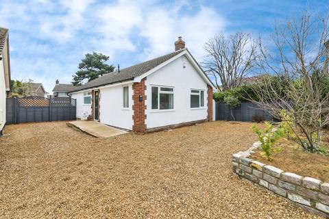2 bedroom detached bungalow for sale, Colville Road, LOWESTOFT