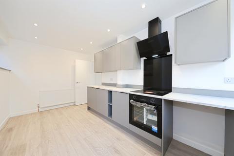 3 bedroom semi-detached house for sale, Grayling Road, Stourbridge
