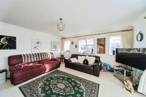 2 bedroom ground floor flat for sale, Canary Quay, Eastbourne