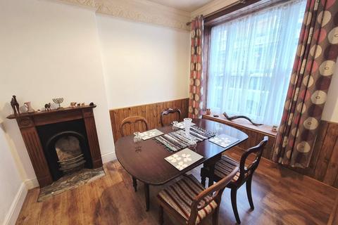3 bedroom terraced house for sale, Holloway Street, Minehead