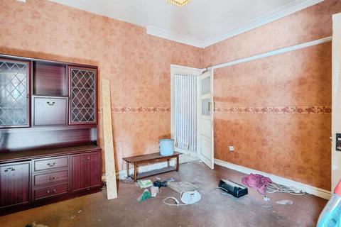 3 bedroom end of terrace house for sale, Devana Road, Leicester
