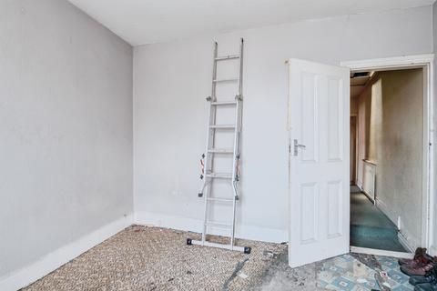 3 bedroom end of terrace house for sale, Devana Road, Leicester
