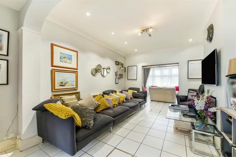 7 bedroom end of terrace house for sale, Springfield Avenue, London