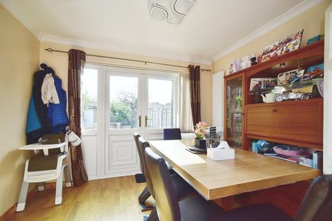 undefined, Ecklington, Swindon
