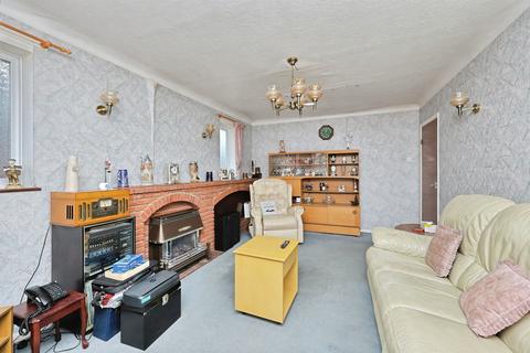 3 bedroom detached bungalow for sale, Falcon Road West, Norwich