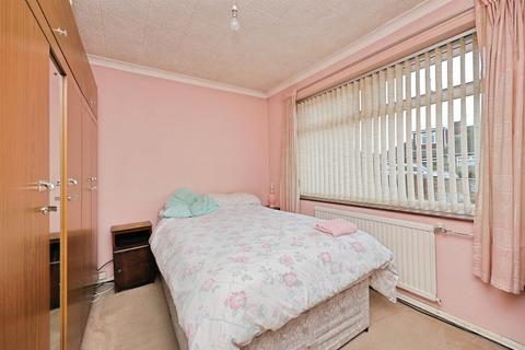 3 bedroom detached bungalow for sale, Falcon Road West, Norwich