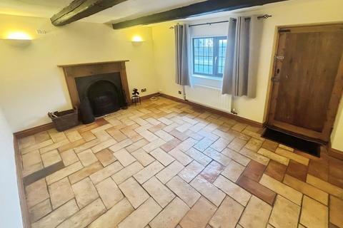 2 bedroom end of terrace house for sale, High Street, Chippenham, Ely