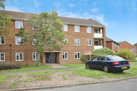 Briar Close, Leamington Spa