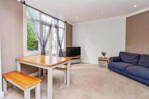 4 bedroom semi-detached house for sale, Stone Road, Stafford