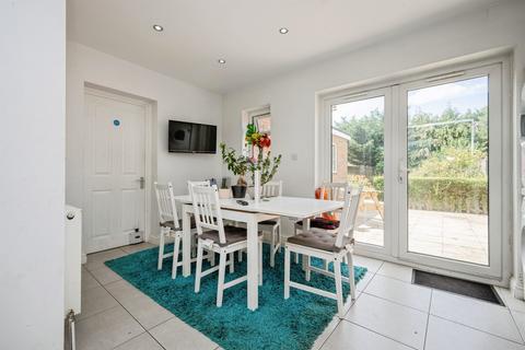 6 bedroom semi-detached house for sale, Rowelfield, Luton