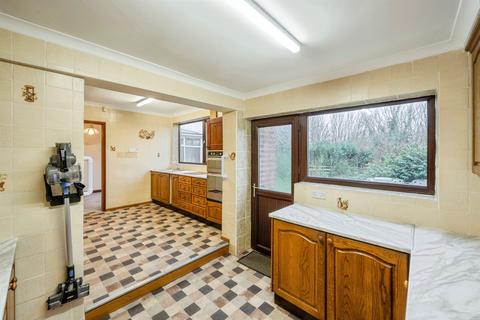 3 bedroom semi-detached house for sale, St. Margarets Avenue, Barnburgh, Doncaster