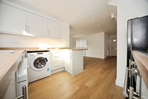 2 bedroom detached house for sale, Mangrove Road, Luton