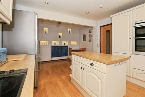 4 bedroom detached house for sale, Sunningdale, Orton Waterville, Peterborough