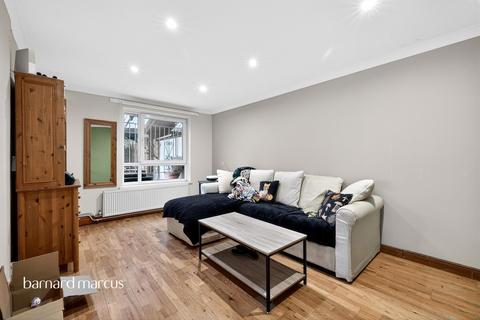 undefined, Lausanne Road, London
