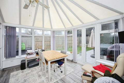 3 bedroom semi-detached house for sale, Kingscote Close, Redditch