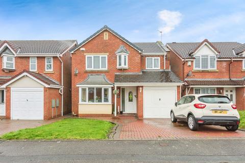 4 bedroom detached house for sale, Lakeland Drive, Wilnecote, Tamworth