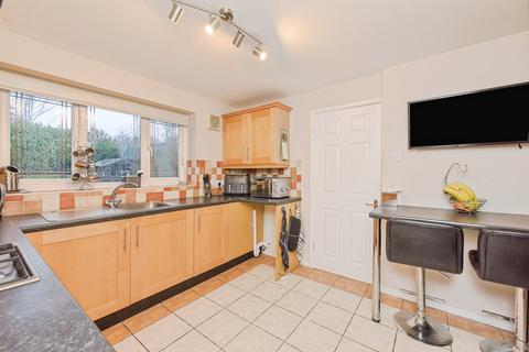 4 bedroom detached house for sale, Lakeland Drive, Wilnecote, Tamworth
