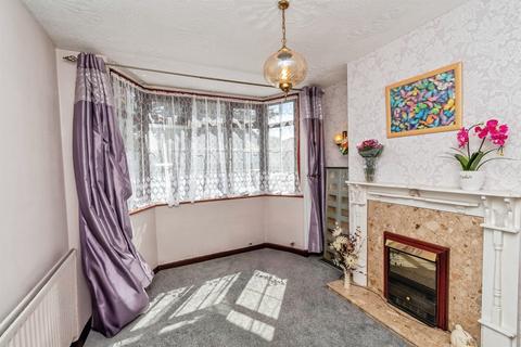 3 bedroom semi-detached house for sale, Woden Road East, Wednesbury