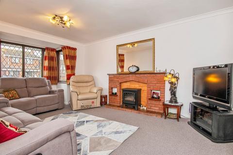 undefined, Meadowbank Drive, Worcester
