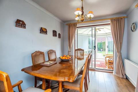 undefined, Meadowbank Drive, Worcester