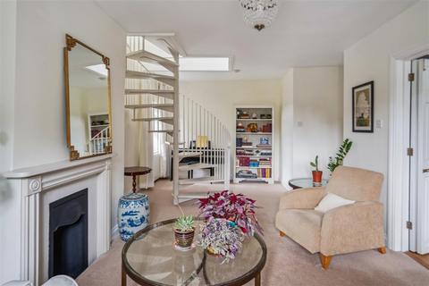 2 bedroom apartment for sale, Totteridge Lane, High Wycombe