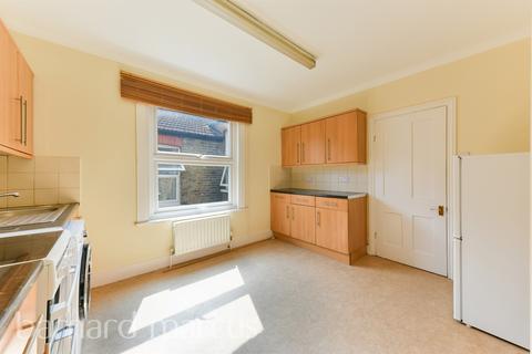 1 bedroom flat for sale, Credenhill Street, London