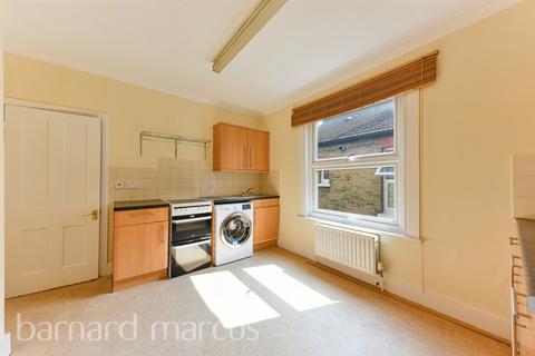 1 bedroom flat for sale, Credenhill Street, London
