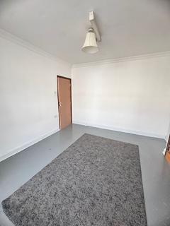 4 bedroom semi-detached house to rent, London NW10