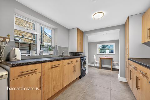 undefined, Belmont Road, Wallington