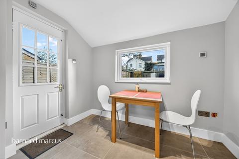 undefined, Belmont Road, Wallington