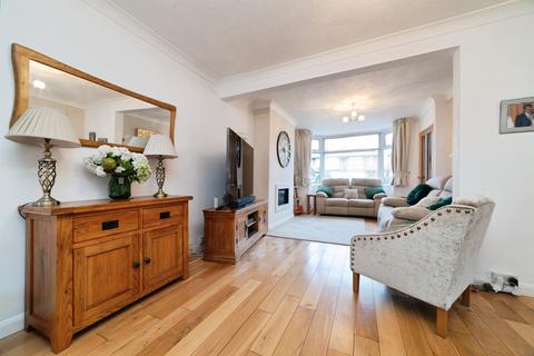 4 bedroom end of terrace house for sale, Nelson Road, Hull