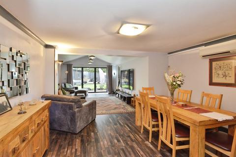 3 bedroom semi-detached house for sale, Bellway, Woburn Sands, Milton Keynes