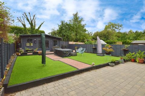 3 bedroom semi-detached house for sale, Bellway, Woburn Sands, Milton Keynes