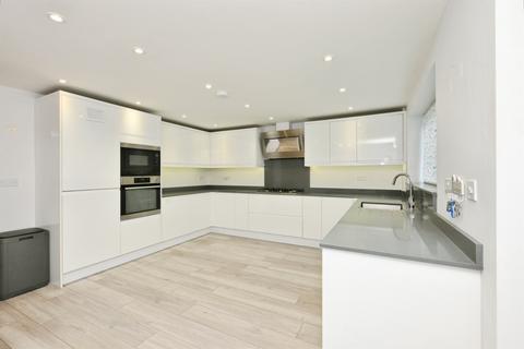 3 bedroom detached house for sale, High Oak Road, Ware