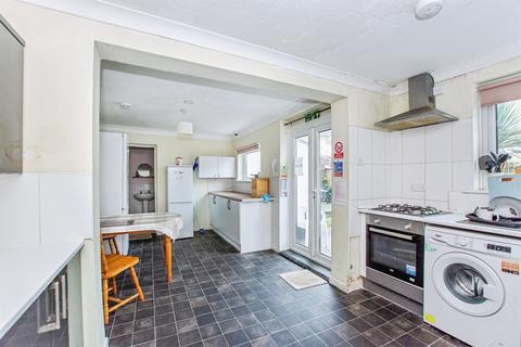 6 bedroom semi-detached house for sale, Artillery Street, Wisbech