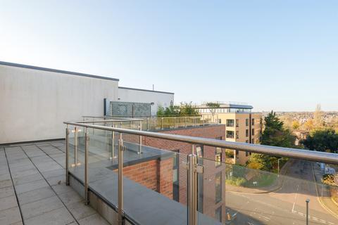 1 bedroom flat for sale, High Road, London