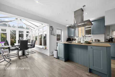 3 bedroom semi-detached house for sale, Sherrards Way, Barnet