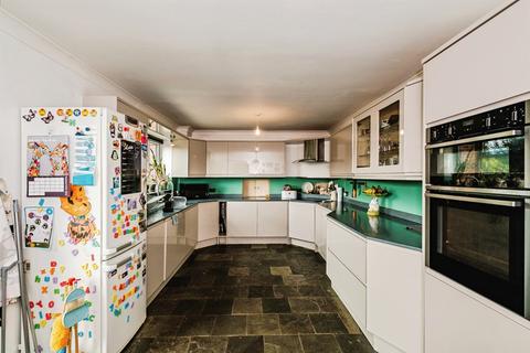 undefined, Whylands Crescent, Worthing