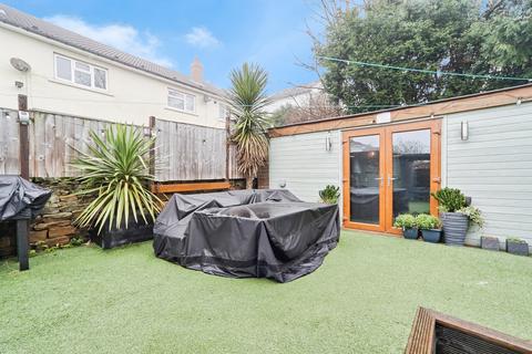 undefined, Leslie Avenue, Yeadon, Leeds
