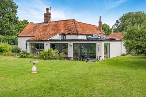 undefined, Fakenham Road, Stibbard, Fakenham