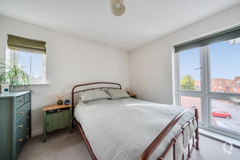2 bedroom apartment for sale, Bluebell Drive, Sittingbourne, Kent, ME10