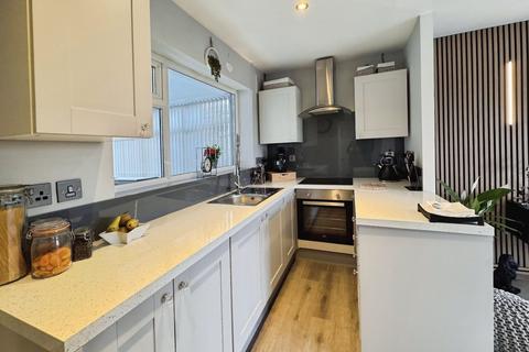 undefined, Goose Hill, Heckmondwike, WF16