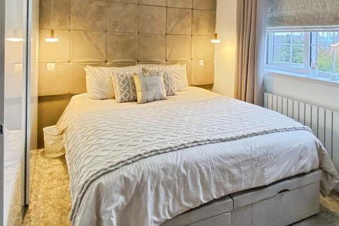 3 bedroom semi-detached house for sale, Moorcroft Drive, Dewsbury, WF13