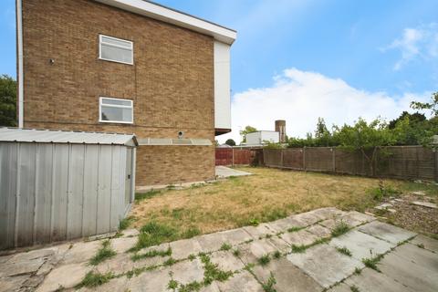 undefined, St. Michaels Avenue, Houghton Regis, DUNSTABLE