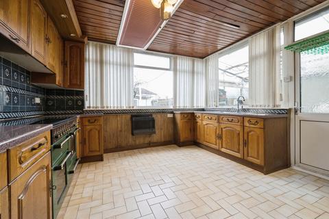3 bedroom semi-detached house for sale, Wilmer Road, Eastleigh