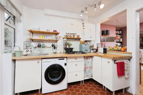 2 bedroom terraced house for sale, Melbourne Road, Eastbourne