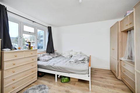 3 bedroom end of terrace house for sale, Whitehawk Way, Brighton