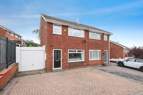 Tiverton Close, Kingswinford