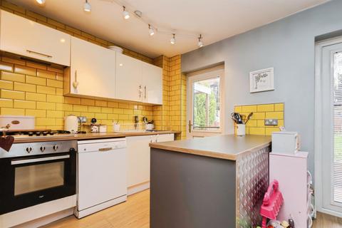 3 bedroom semi-detached house for sale, Tiverton Close, Kingswinford